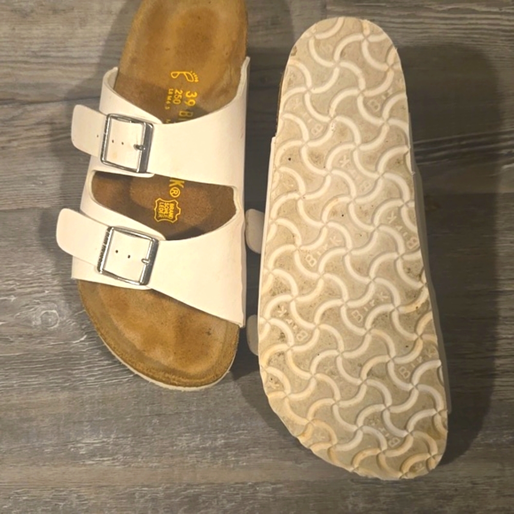 Birkenstock Women's White Slide Sandals - Picture 4 of 5